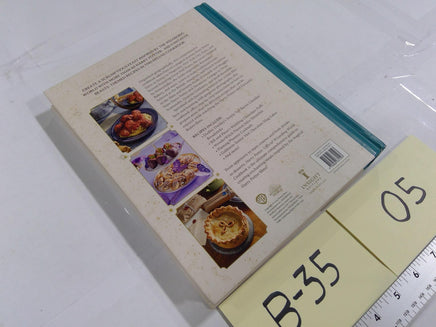Harry Potter Official Wizarding World Cookbook Caron Insight Teal HC Illustrated