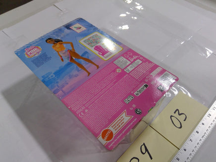 Barbie Pink Passport 12in Doll Beach Chair Towel Purse Set New In Box Mattel