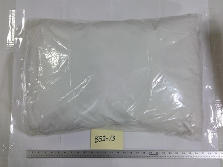 Threshold Microgel Down Alternative Pillow Standard/Queen White Medium Support