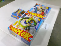 Hot Wheels Snake Spiral Attack Bat Loop Playset Lot RC Tesla Roadster Multicolor