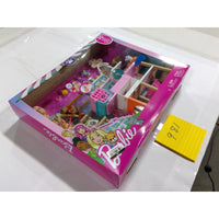 Barbie Pet Boutique Playset Barbie Doll Pink New 25+ Pieces Accessories