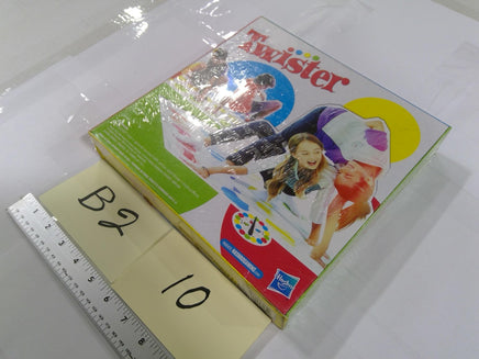 Hasbro Gaming Twister Classic Family Board Game 2-4 Players 6+ New Sealed
