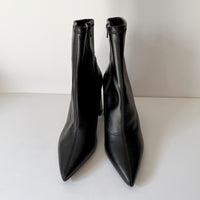 Wild Pair Boots Womens Size 9.5 Black ILOISEP Pointed Toe Block Heel Ankle Zip