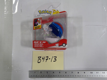 Pokemon Alolan Vulpix Clip N Go Great Ball Action Figure Jazwares Toy White Blue