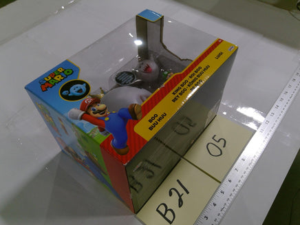 Super Mario King Boo Luigi Boo Figure Set JAKKS Pacific Boxed Toy White