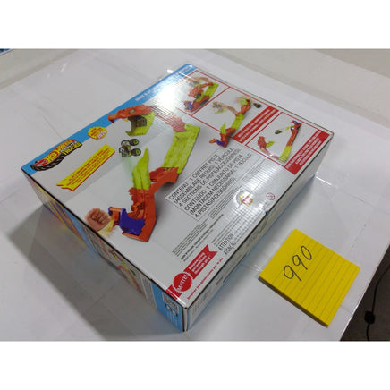 Hot Wheels Monster Trucks Snake Slam Takedown Kids NIB Black Bone Shaker Playset