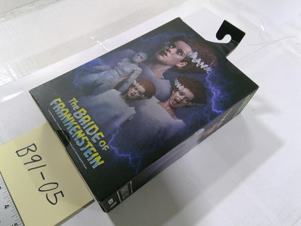 Universal Monsters Ultimate Bride Of Frankenstein Figure 7in NECA White New