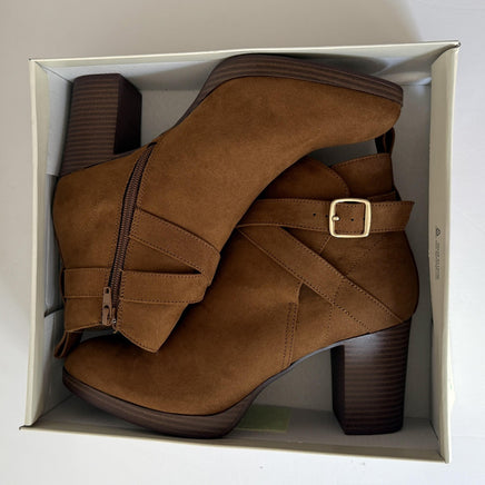 Style & Co Boots Womens Size 9.5 Brown ZAHARAA Ankle Block Heel Faux Suede Zip
