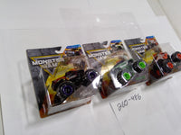 Monster Jam 1:64 Wild Side Mega Wrex ThunderROARus Truck Lot 3 New Spin Master