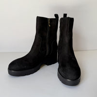 Easy Spirit Boots Womens Size 8 Black Morgan Suede Zip Lug Sole Block Heel Ankle