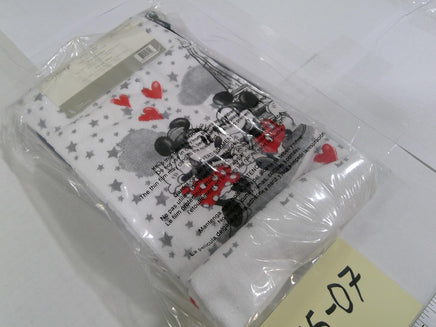 Disney Mickey Minnie 3 Piece Kitchen Set Oven Mitt Pot Holder Towel Multicolor