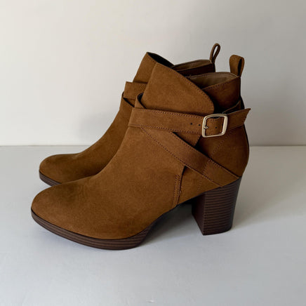 Style & Co Boots Womens Size 9.5 Brown ZAHARAA Ankle Block Heel Faux Suede Zip