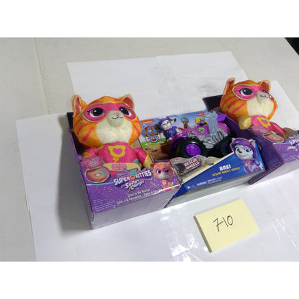 Disney Junior SuperKitties Ginny Plush & Paw Patrol Roxi Rescue Wheels Toy Set