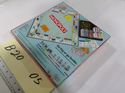 Monopoly The Classic Board Game Hasbro Family Kids 2-8 Players 8+ New Sealed