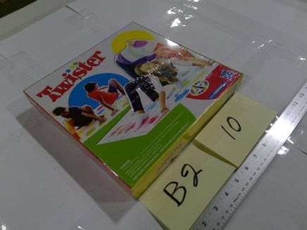 Hasbro Gaming Twister Classic Family Board Game 2-4 Players 6+ New Sealed