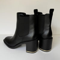 BCBGeneration Boots Womens Size 10 Black Chelsea Block Heel BOXXA GN235501