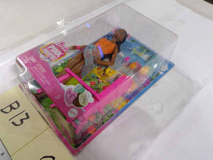 Barbie Pink Passport 12in Doll Beach Chair Purse Set New In Box Mattel Toy