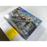 LEGO City No Limits Race Car Ramp 60460 Kids Unisex 436pc Multicolor New 2024