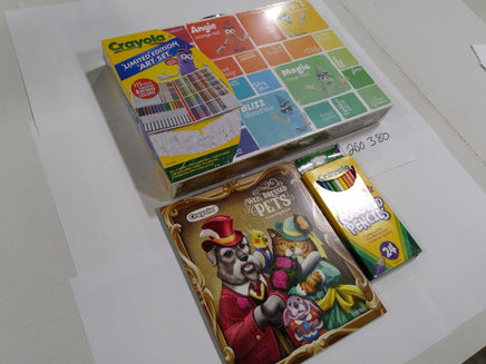 Crayola Limited Edition Art Set 115 Pc Pets Book 24 Colored Pencils Kit 3 Pieces