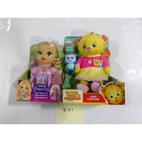 Disney Princess Rapunzel & Daniel Tiger Baby Margaret Toy Set New NIB Purple
