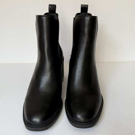 BCBGeneration Boots Womens Size 10 Black Chelsea Block Heel BOXXA GN235501