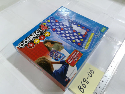 Hasbro Gaming Connect 4 Spin Family Strategy Board Game 2 Players 8+ New Sealed
