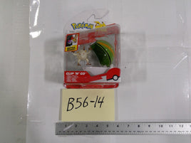 Jazwares Pokémon Clip 'N' Go Mankey Poké Ball Action Figure Toy Boxed Set