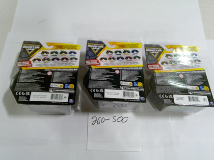 Monster Jam Trucks 1:64 Lot 3 Megalodon Avenger ThunderROARus Spin Master New