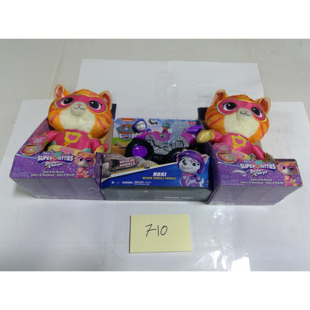 Disney Junior SuperKitties Ginny Plush & Paw Patrol Roxi Rescue Wheels Toy Set