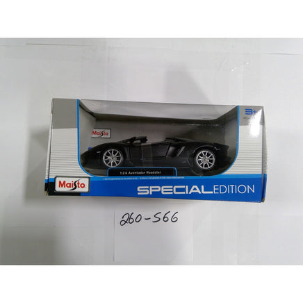 Maisto Lamborghini Aventador Roadster 1:24 Black New Special Edition Diecast Car