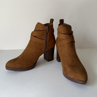 Style & Co Boots Womens Size 9.5 Brown ZAHARAA Ankle Block Heel Faux Suede Zip