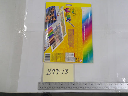 Crayola Wixels Color Absorbing Pixel Art Kit Washable 8 Markers 2 Boards New