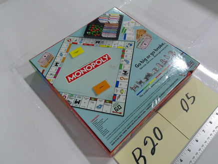 Monopoly The Classic Board Game Hasbro Family Kids 2-8 Players 8+ New Sealed