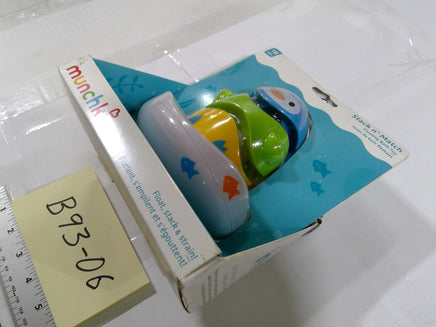Munchkin Stack N' Match Floating Bath Stacking Toy 18m+ Penguin Boat Multicolor