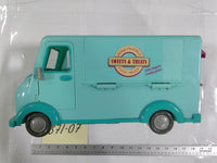 Honeysuckle Sweets & Treats Food Truck Plastic Play Vehicle Girls Toy Multicolor
