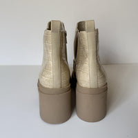 Sun + Stone Boots Womens Size 7 Ecru Croc Veronikaap Lug Sole Block Heel Ankle