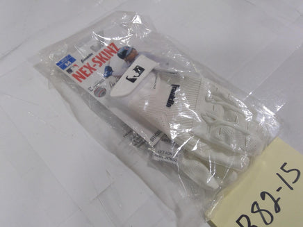 Franklin MLB Nex-Skinz Batting Gloves Youth Medium White Boys Baseball Pair