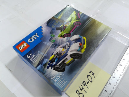 LEGO City 60415 Police Car & Muscle Car Chase 213 Pieces 6+ Building Set New