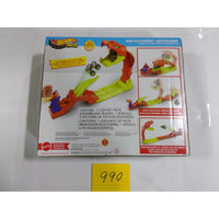 Hot Wheels Monster Trucks Snake Slam Takedown Kids NIB Black Bone Shaker Playset