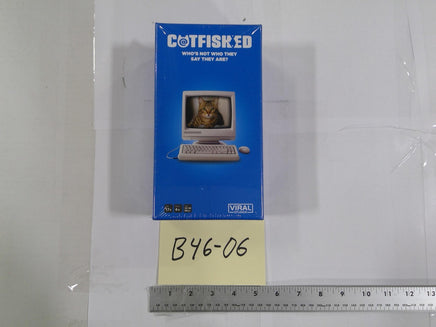 Viral Studios Catfished Adult Party Card Game 4+ Players 17+ New Sealed Boxed