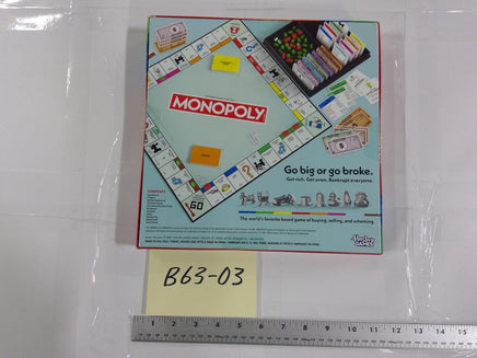 Monopoly The Classic Board Game Hasbro Family Kids 2-8 Players 8+ New Sealed