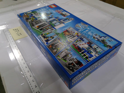 LEGO City 60316 Police Station 668 Pieces 6+ Building Toy Set New Sealed