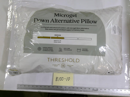 Threshold Microgel Down Alternative Pillow Standard/Queen Medium White Plush