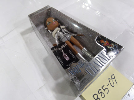 Bratz Charmz Sasha 10in Fashion Doll Charm Bracelet New In Box MGA Toy