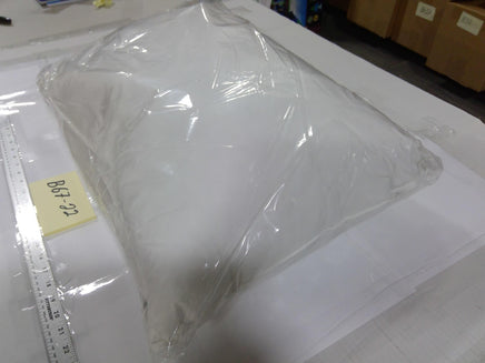 Threshold Microgel Down Alternative Pillow Standard/Queen Medium White Plush