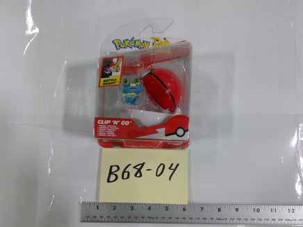 Pokemon Clip 'N' Go Froakie Action Figure With Poké Ball Jazwares New Sealed Red