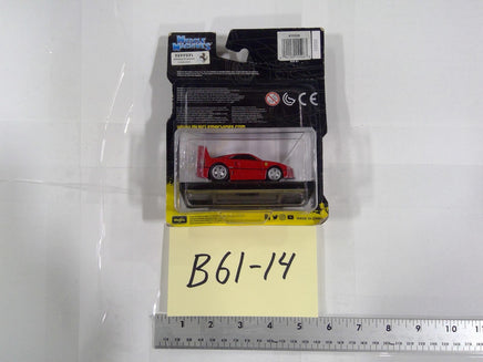 Muscle Machines Ferrari F40 1:64 Diecast Car 8+ Display Stand New Red Toy