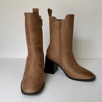 Boots Womens Size 6 Camel Kaydia Block Heel Chelsea Zip Square Toe Comfort Foam
