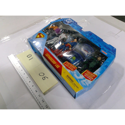 DC Comics Superman Luthorcorp Lab Kids OS Blue New Damaged Box Target Exclusive