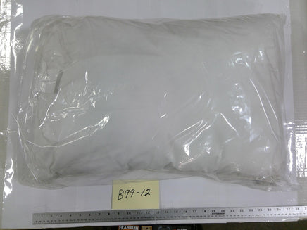 Threshold Microgel Down Alternative Pillow Standard/Queen Medium White Plush